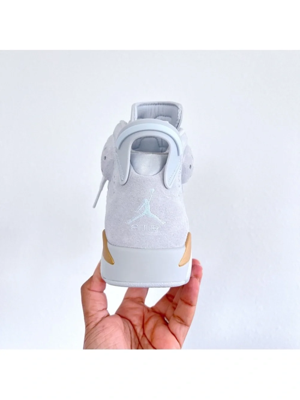 Nike Air Jordan 6 Retro Pearl High Top Women’s Sneakers Size 8.5